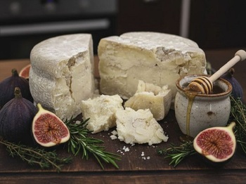 Сыр твердый Чеддер винтаж 100 г